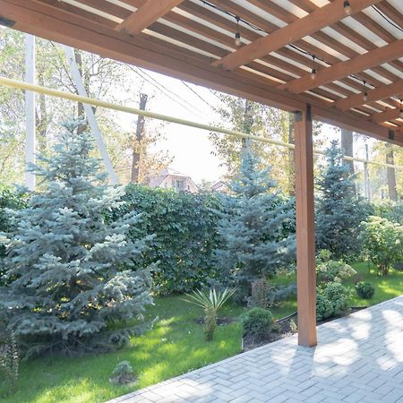 Gastello Hotel Бишкек Екстериор снимка