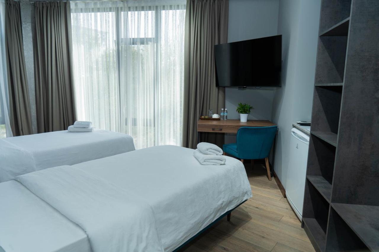 Gastello Hotel Бишкек Екстериор снимка