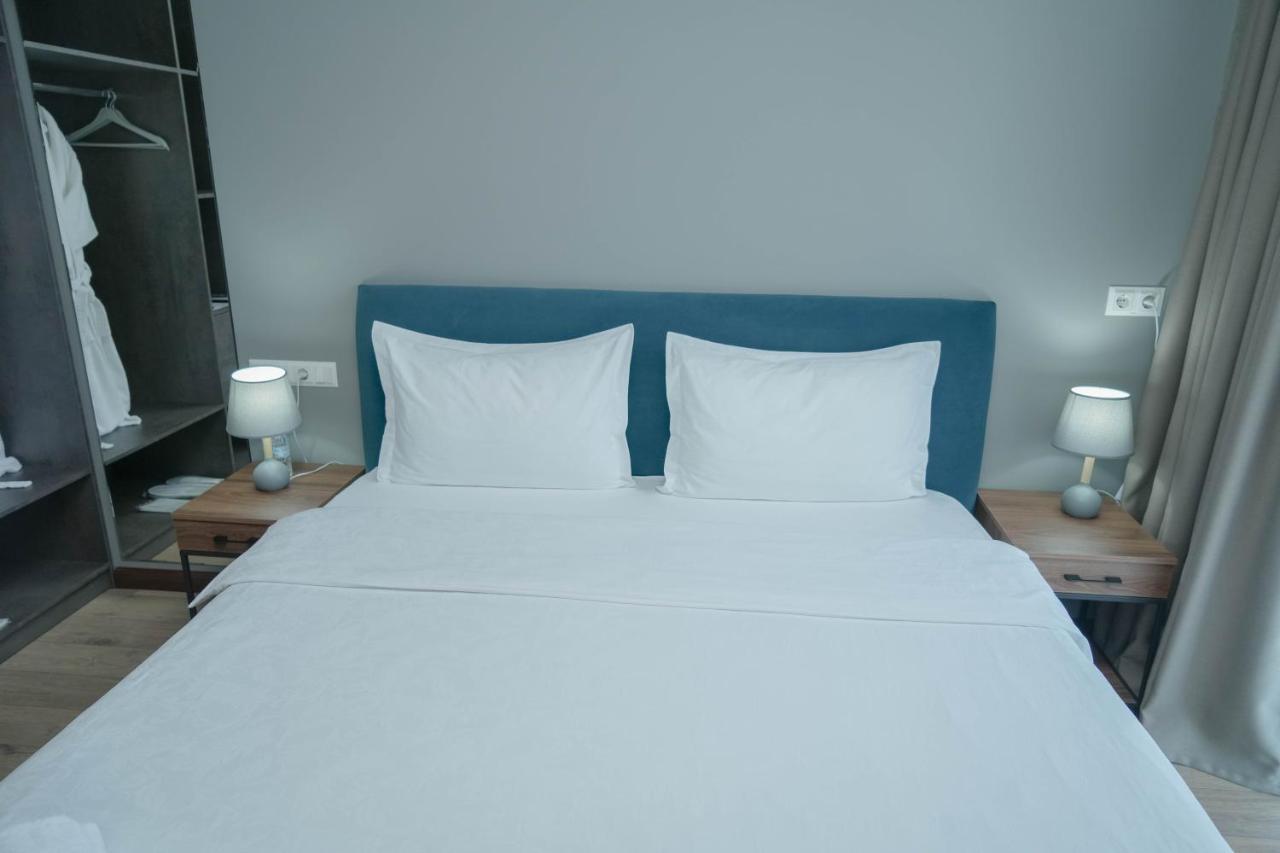 Gastello Hotel Бишкек Екстериор снимка