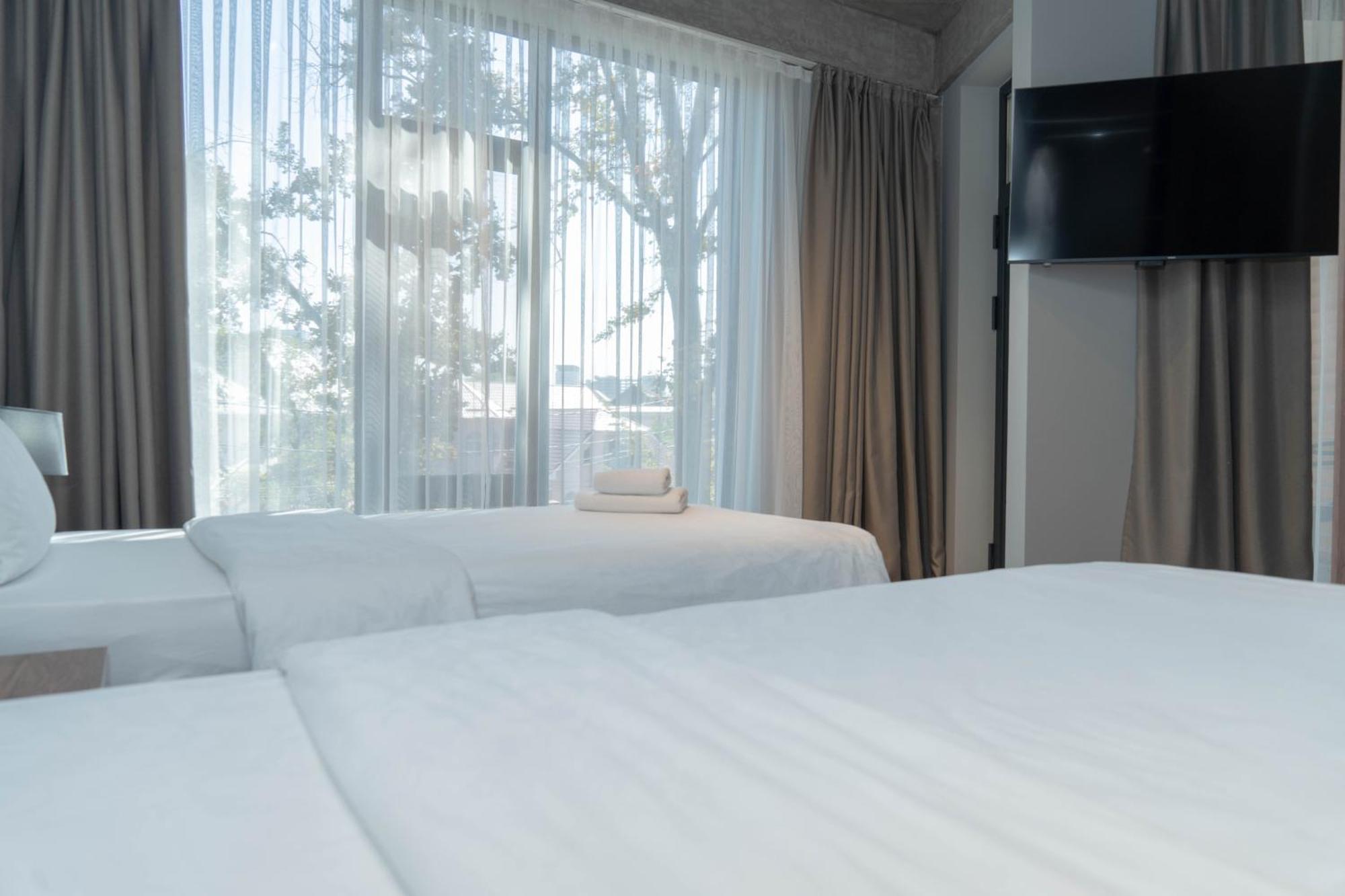 Gastello Hotel Бишкек Екстериор снимка