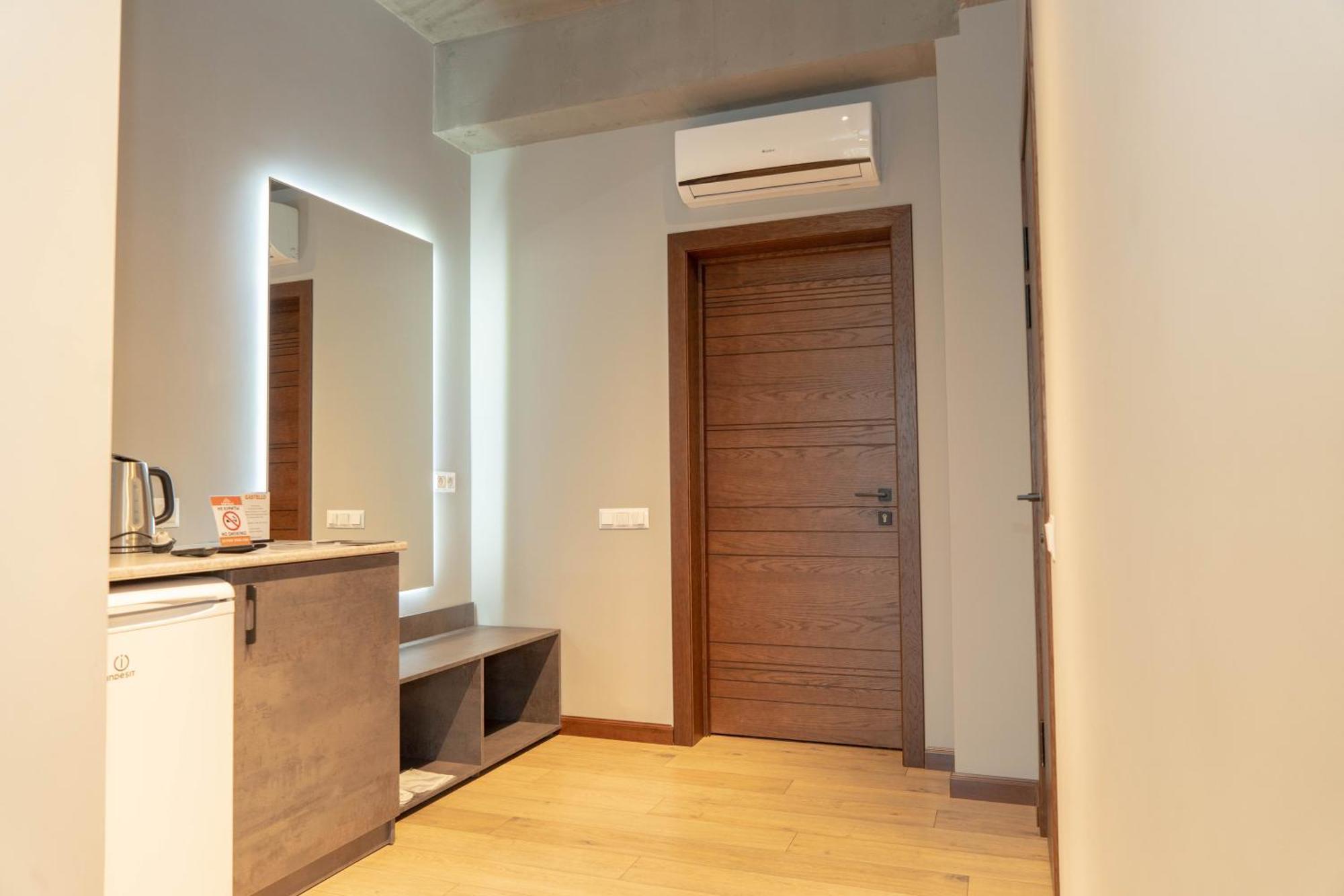 Gastello Hotel Бишкек Екстериор снимка