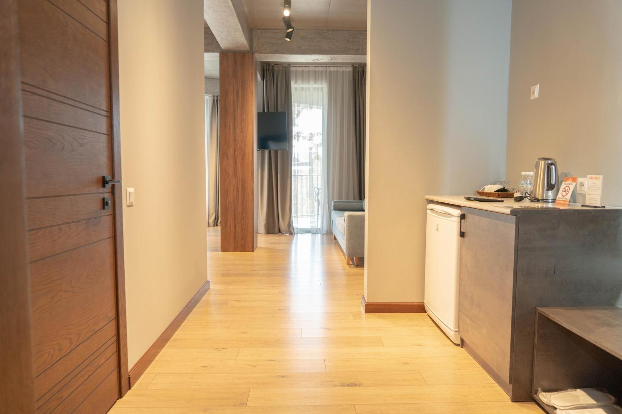 Gastello Hotel Бишкек Екстериор снимка