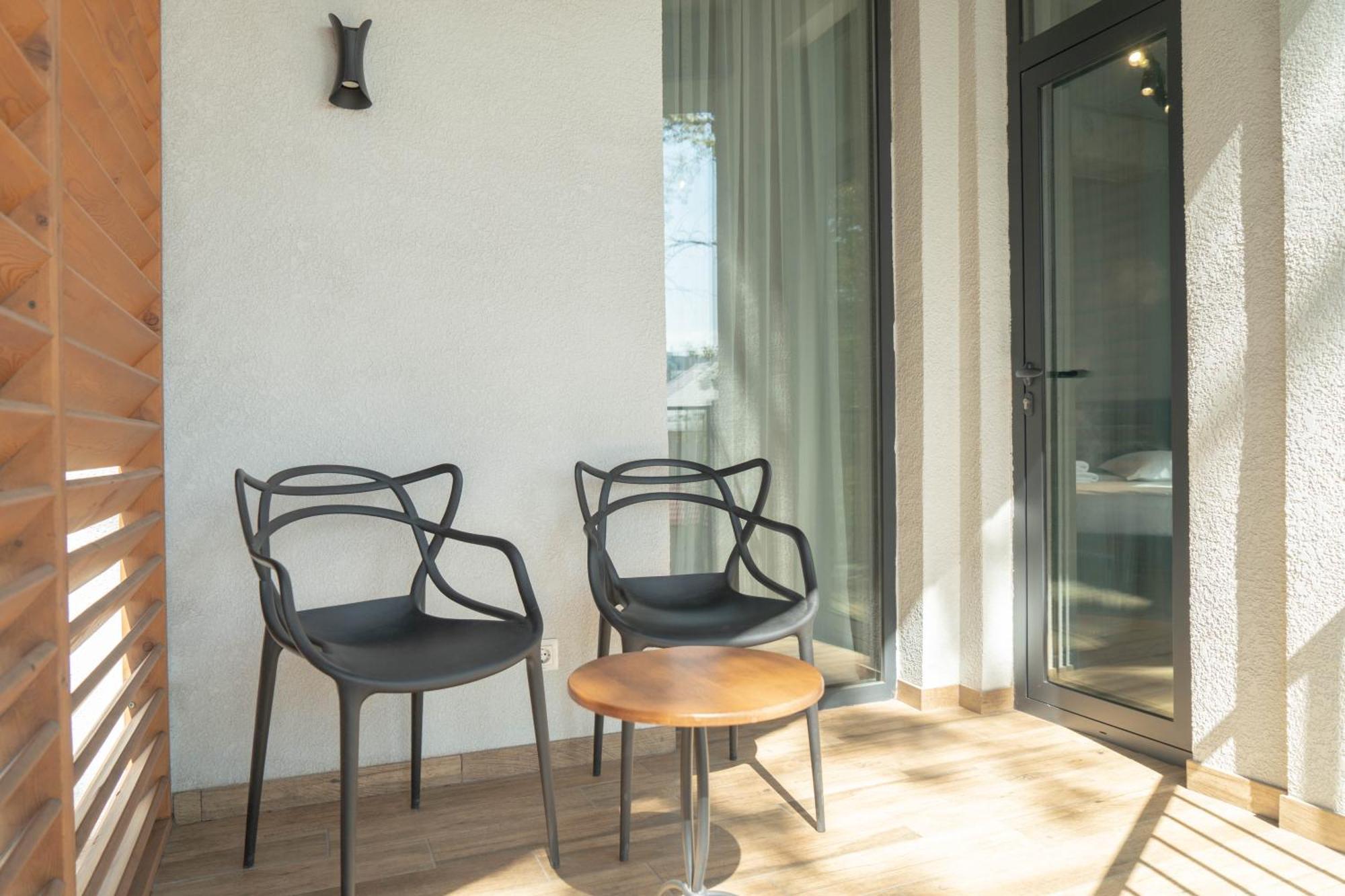 Gastello Hotel Бишкек Екстериор снимка